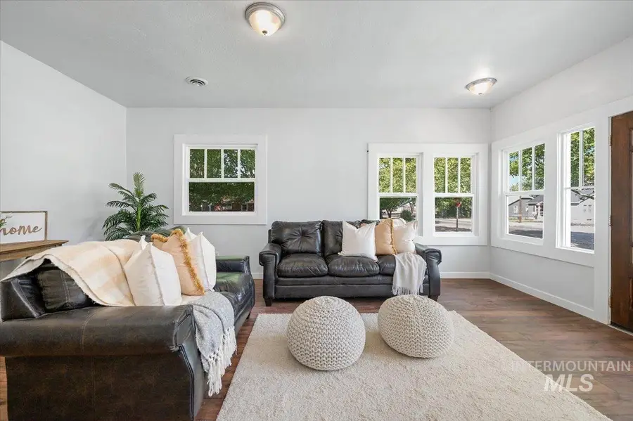 1704 Blaine, Caldwell, ID 83605 - #3