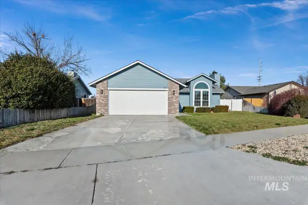 1284 W Crest Wood Dr, Meridian, ID 83642