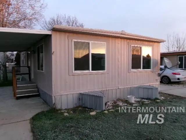 10866 W Palm Dr, Boise, ID 83713 - Image #1