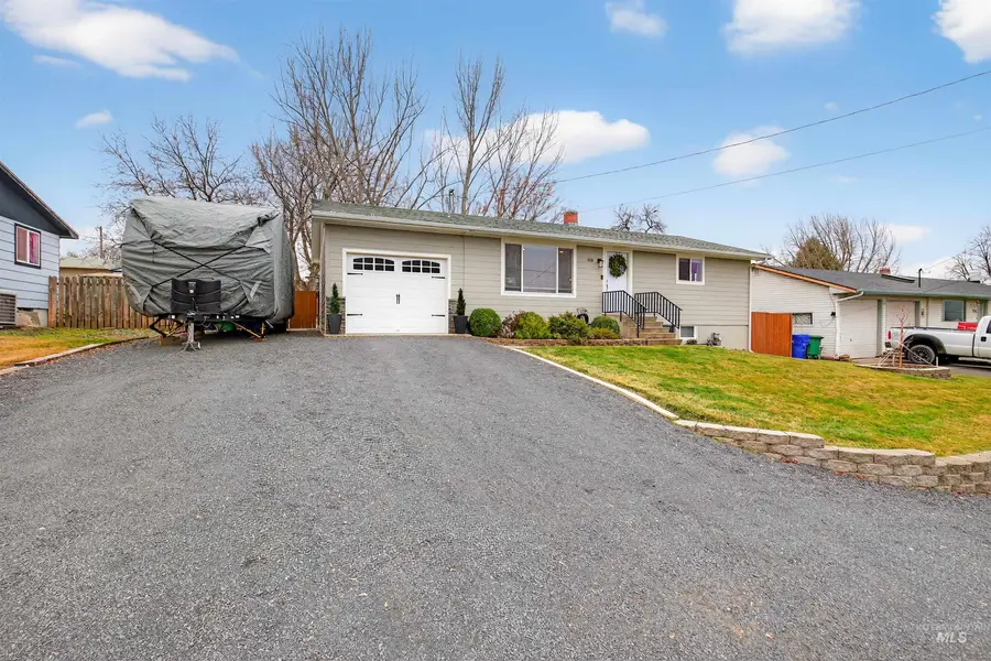 1518 Alder Ave, Lewiston, ID 83501 - #3