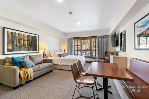 75 Arling Center Ct #308, Donnelly, ID 83615