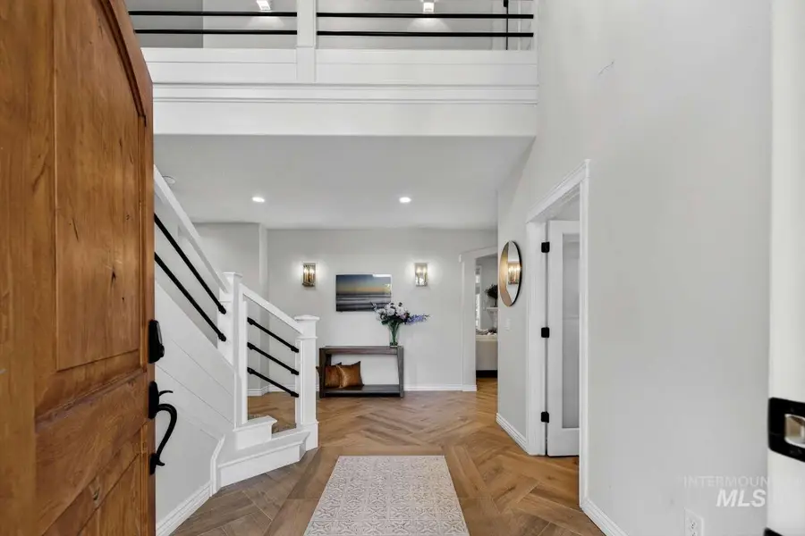 7887 S Old Farm Ln, Meridian, ID 83642 - Image #2