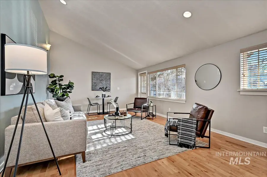 305 Village Lane #305, Boise, ID 83702 - Image #2