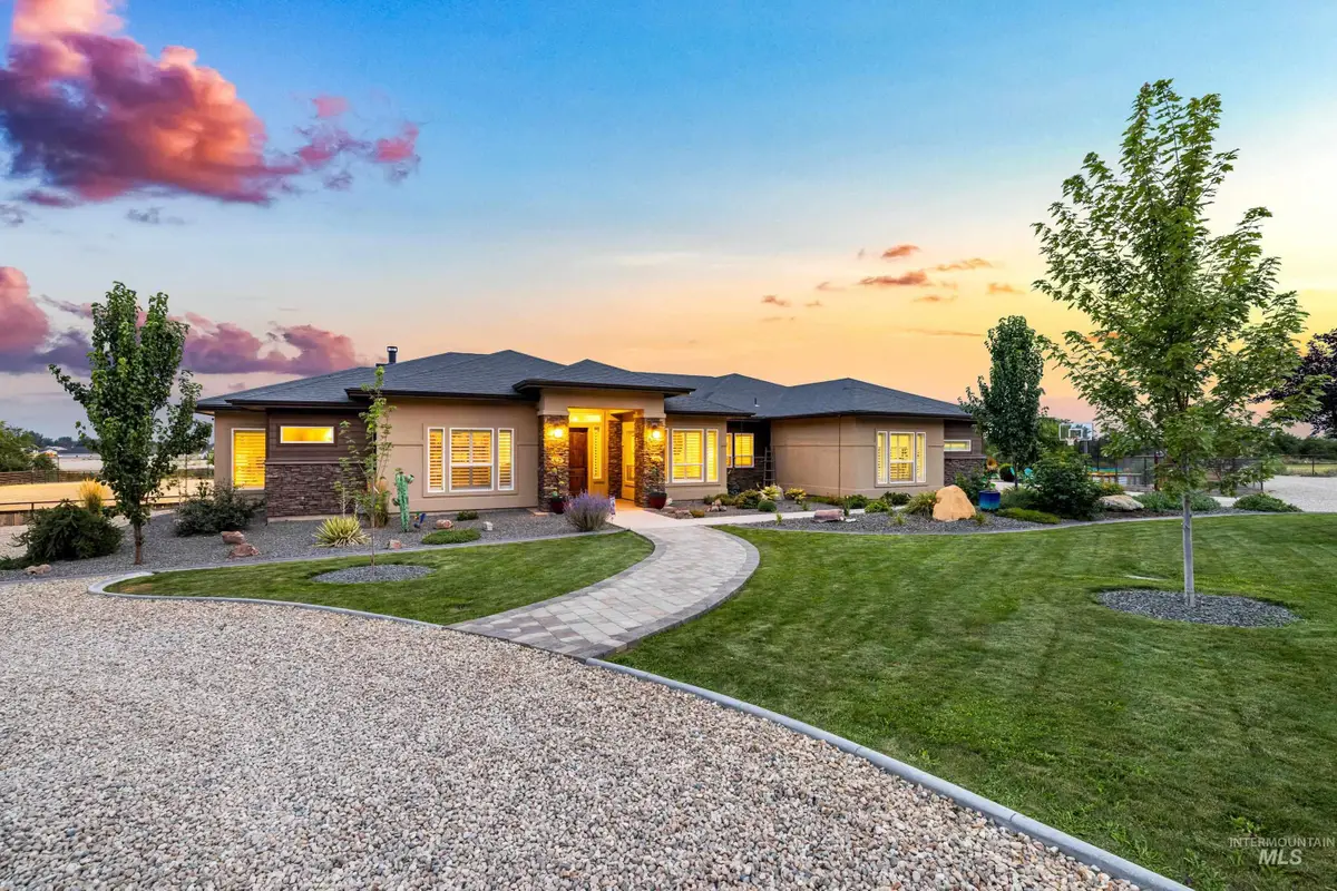 9819 Foothill Rd, Middleton, ID 83644 - #1