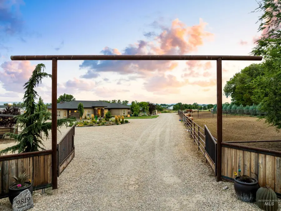 9819 Foothill Rd, Middleton, ID 83644 - #2