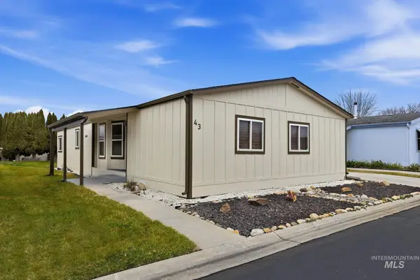 1907 W Flamingo Ave #UNIT 43, Nampa, ID 83651