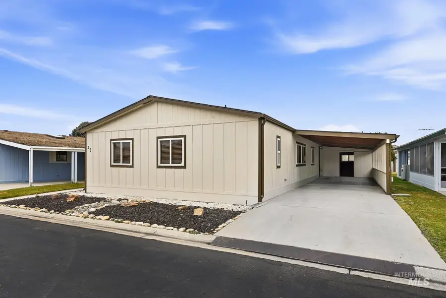 1907 W Flamingo Ave #UNIT 43, Nampa, ID 83651 - #2