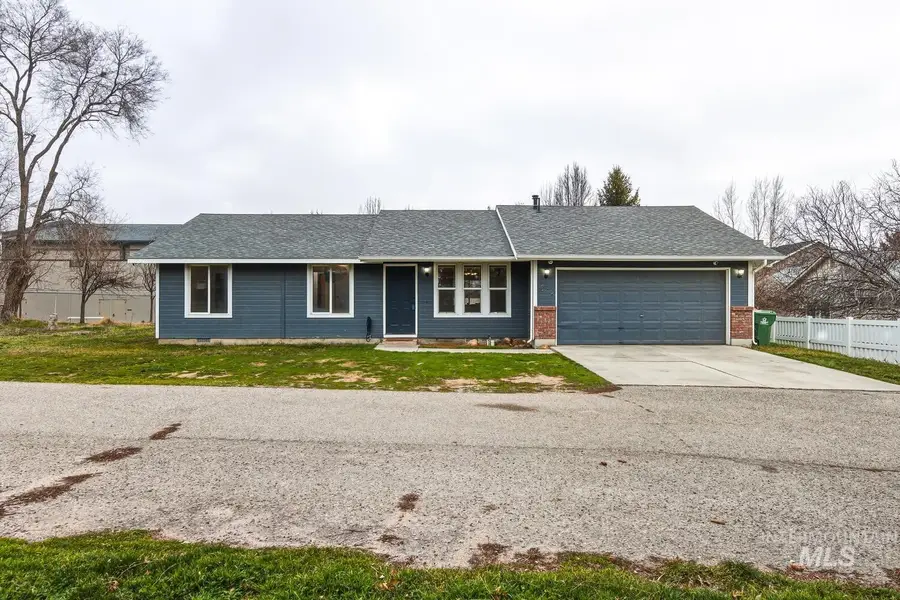 1052 NW 5th Ave, Meridian, ID 83642 - Image #2