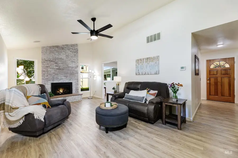 2248 E Sadie Dr, Eagle, ID 83616 - #3