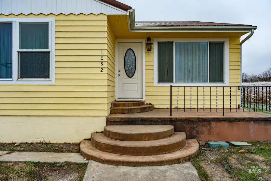 1052 Enterprise Ave., Nyssa, OR 97913 - #3