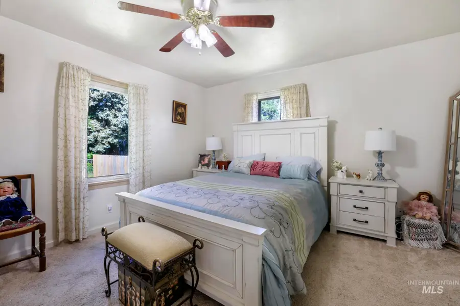 738 3rd Avenue East, Gooding, ID 83330 - #3