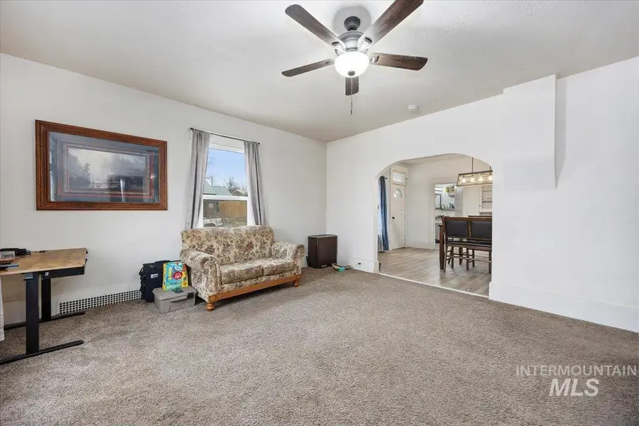 410 N Logan, Glenns Ferry, ID 83623 - #3