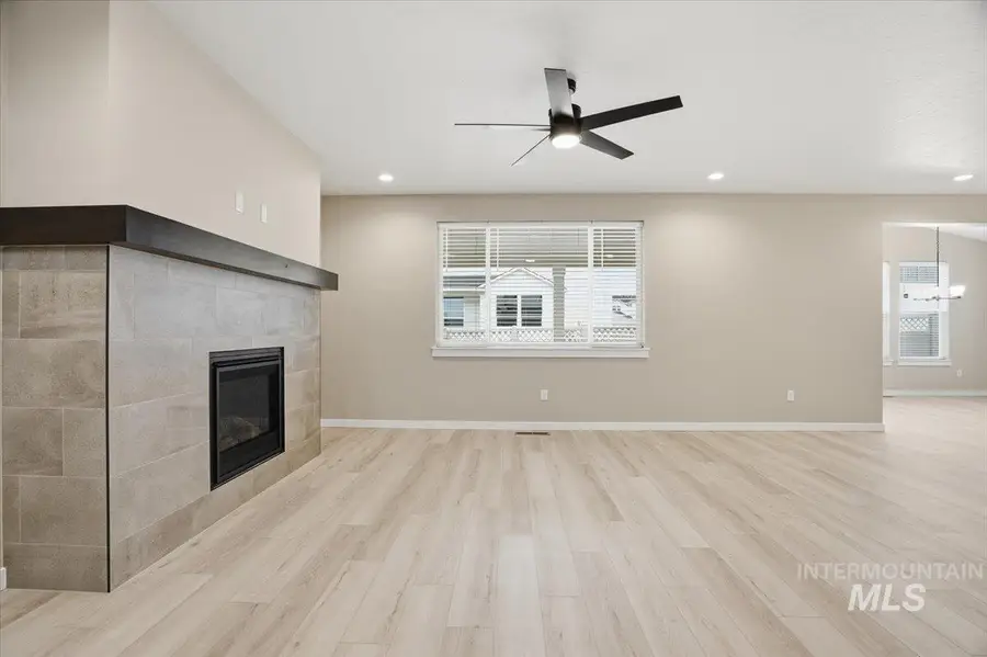 2315 N Silver Wolf Pl, Star, ID 83669 - #3