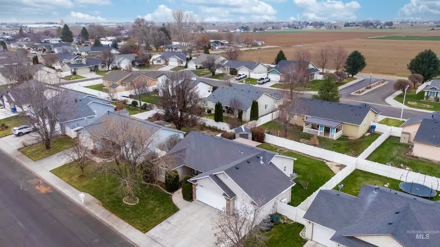 1008 Pintail St, Fruitland, ID 83619 - #2
