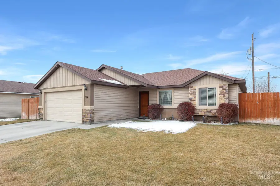 717 S B St, Rupert, ID 83350 - #2