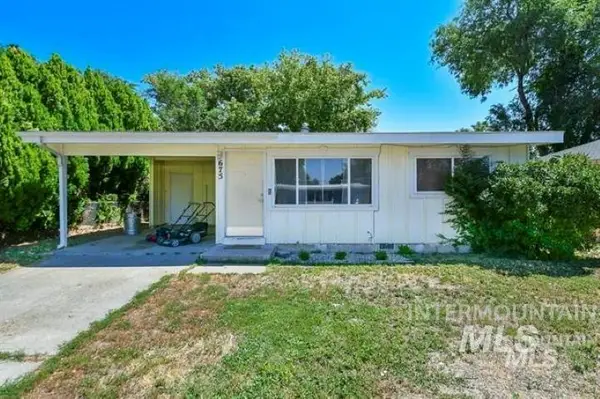 675 S 13th E, Mountain Home, ID 83647