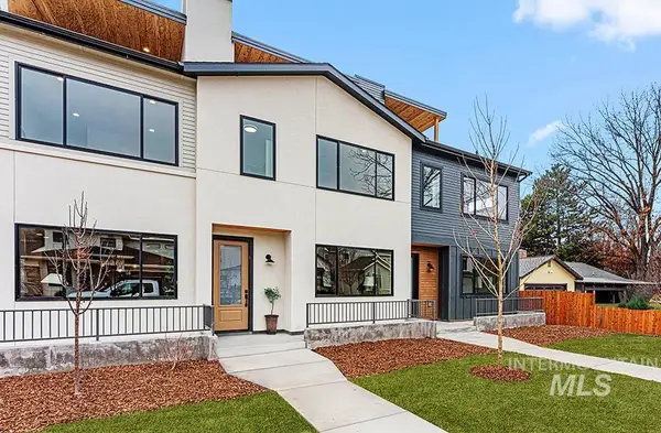 3382 W Whimbrel Lane #Middle Unit, Boise, ID 83703