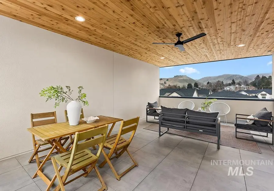 3382 W Whimbrel Lane #Middle Unit, Boise, ID 83703 - Image #2