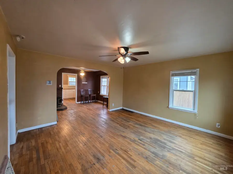412 Maple Street, Nampa, ID 83686 - #2