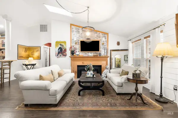 1001 Homestead Dr, Emmett, ID 83617