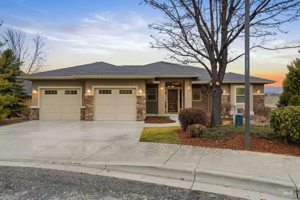 2272 W Winter Camp Dr, Boise, ID 83703