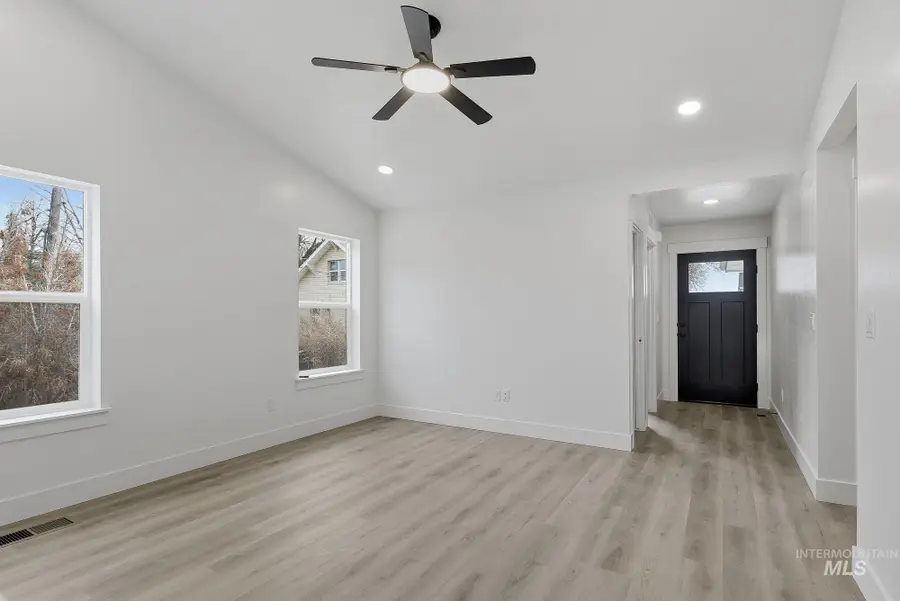 1162 Velvet Loop, Wilder, ID 83676 - Image #3