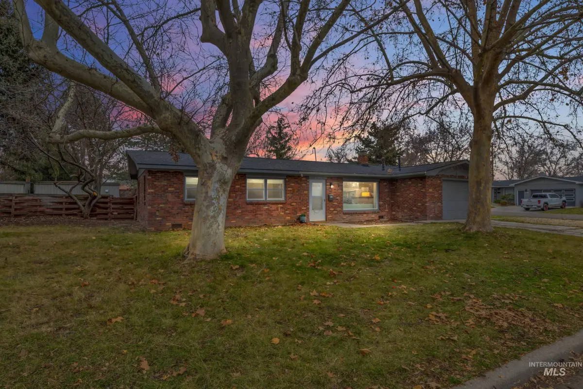 2908 S Meadowbrook, Boise, ID 83705 - Image #1