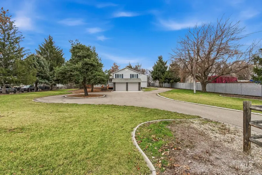 8911 W Victory Rd, Boise, ID 83709 - Image #3