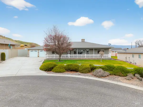 1324 Setlow Court, Clarkston, WA 99403