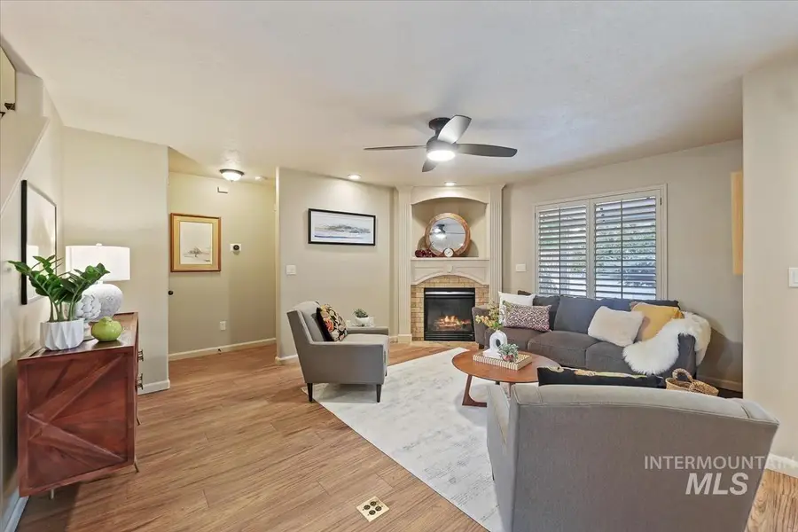 647 N Shadowfox Place, Eagle, ID 83616 - Image #2