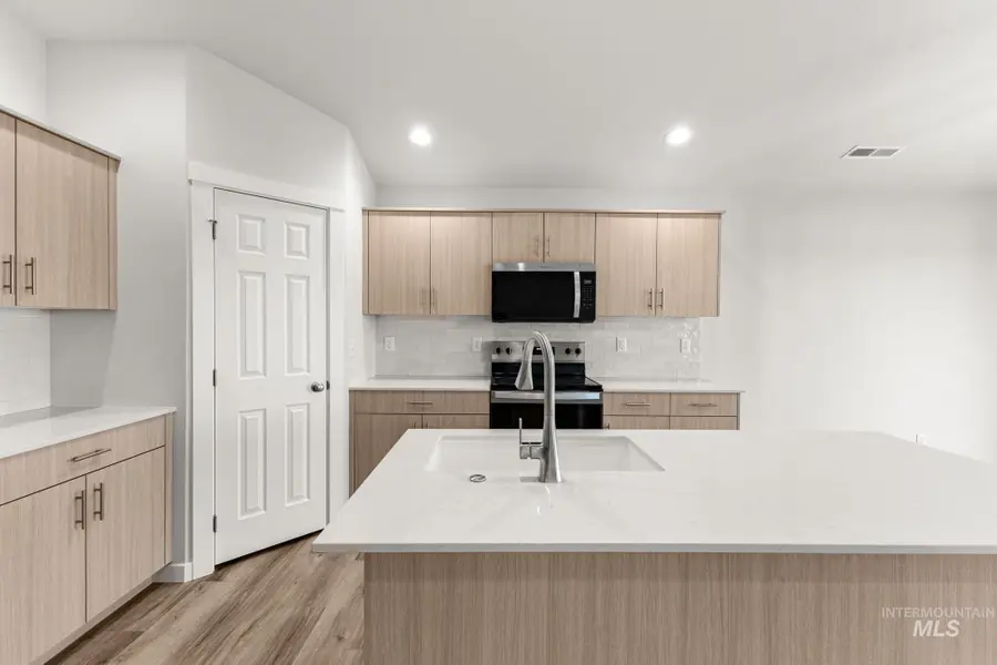 3154 E Mossy Creek Dr, Kuna, ID 83634 - #3