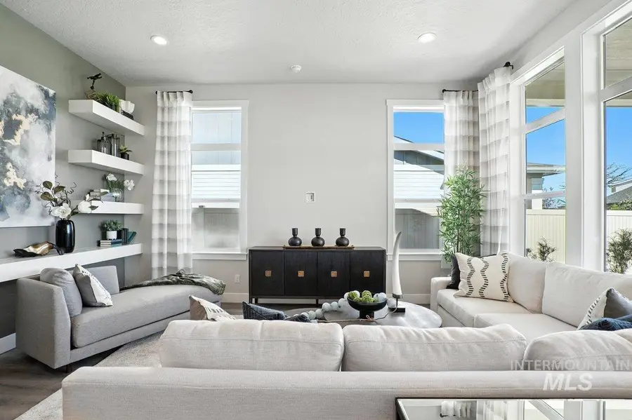 5889 W Ladle Rapids St, Meridian, ID 83646 - #3