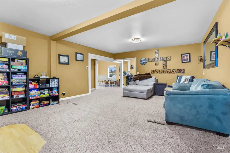 2242 Almo Ave, Burley, ID 83318 - #2