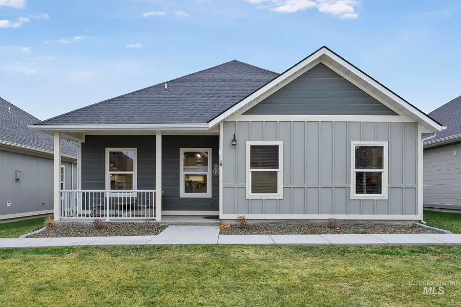 1062 Cottage Rd, Twin Falls, ID 83301 - #2