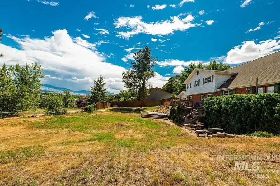 410 S Bitteroot Drive, Boise, ID 83709 - Image #2