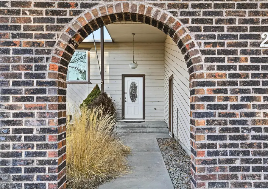 278 E Ranch Drive, Eagle, ID 83616 - #2