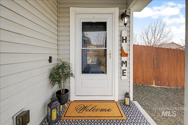 681 W Archerfield St, Meridian, ID 83646