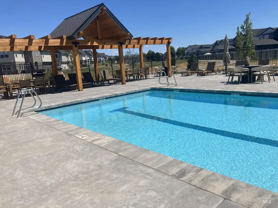 203 S Koyukuk Ln, Star, ID 83669 - Image #3