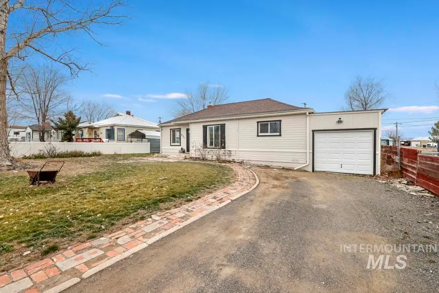 821 12th Ave N, Buhl, ID 83316 - #2