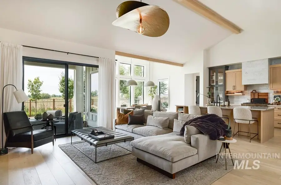 8165 W Corinthia St, Eagle, ID 83616 - Image #2