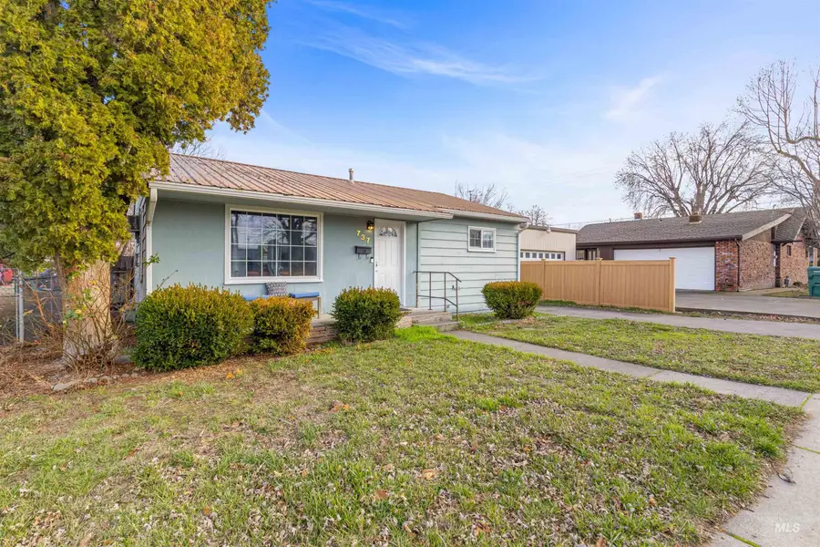 737 4th Street, Clarkston, WA 99403 - #2