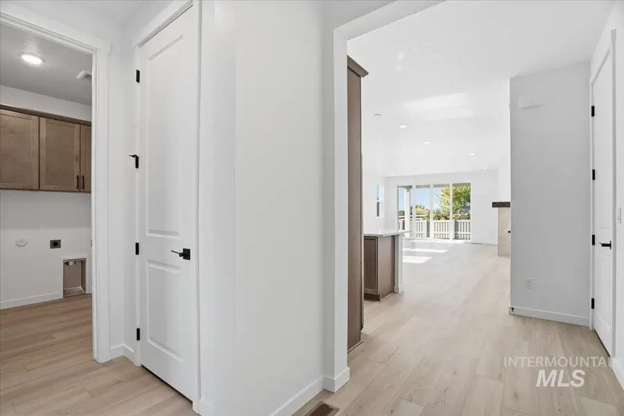 555 Thurso Ln, Middleton, ID 83644 - Image #3