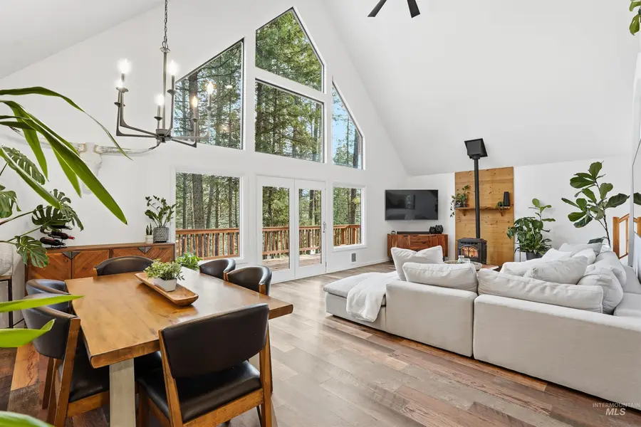 22 Ponderosa Way, Garden Valley, ID 83622 - Image #3