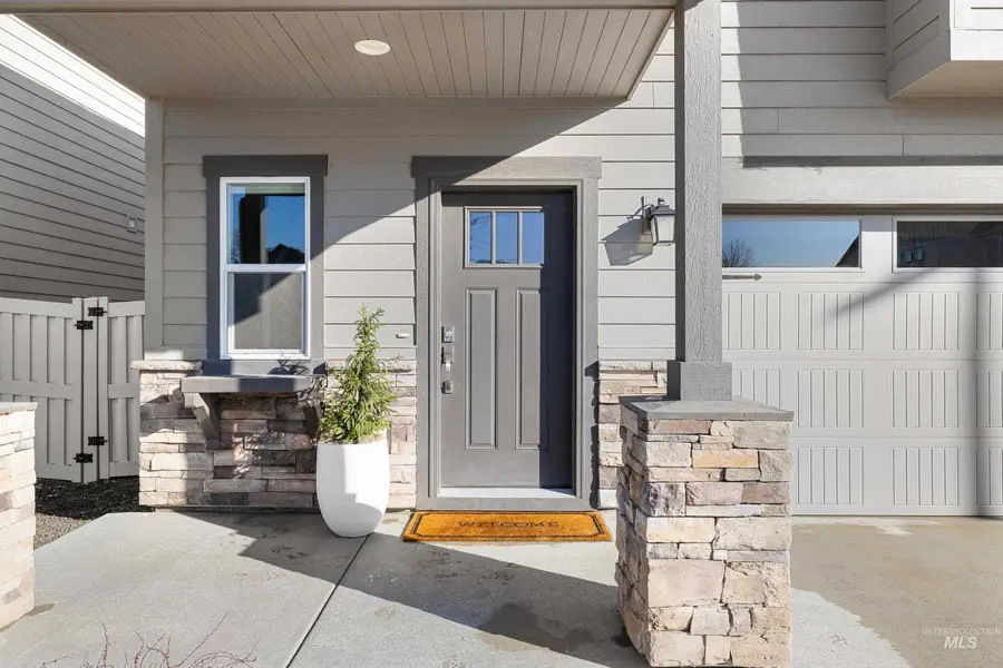 6810 S Silver Spur Way, Boise, ID 83709 - Image #3