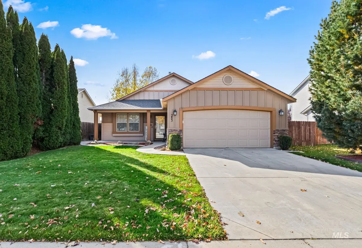 283 E Producer Dr, Meridian, ID 83646 - Image #1