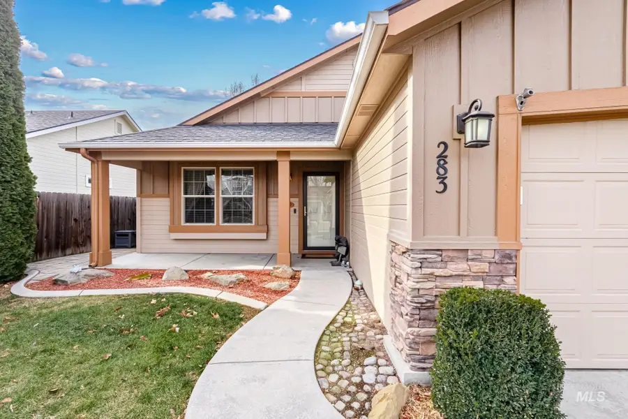 283 E Producer Dr, Meridian, ID 83646 - Image #3