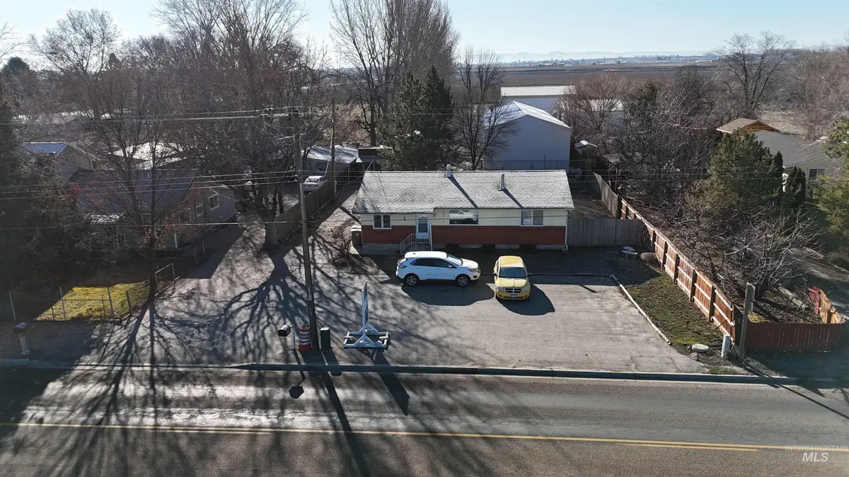 21567 Main Street, Greenleaf, ID 83626 - #1