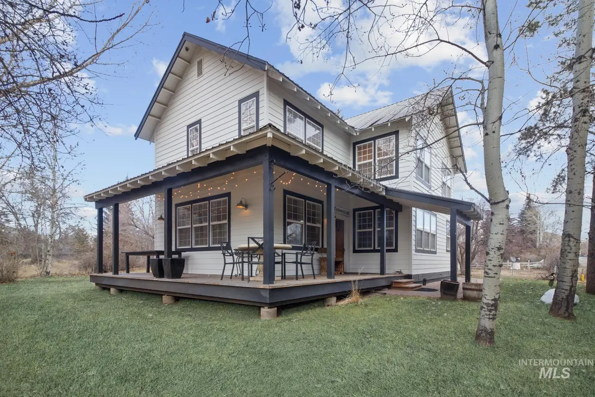 215 W Bullion Street, Hailey, ID 83333 - #1