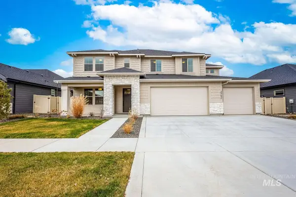 2752 E Sawtelle Peak St, Meridian, ID 83642