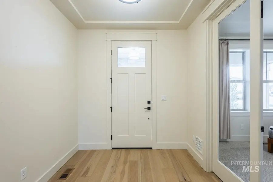 2752 E Sawtelle Peak St, Meridian, ID 83642 - Image #3